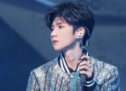 王源吃瓜爆料娱乐视频是真的吗,真相揭秘还是虚构传闻？