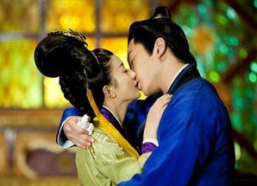 赵丽颖的吻戏照片,浪漫画面引网友热议