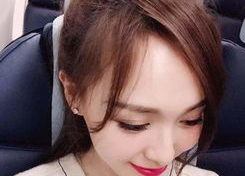 娱乐吃瓜酱剪头发,揭秘明星私生活背后的真相