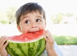 娱乐圈吃瓜小孩子是谁,吃瓜小孩子背后的真实身份曝光