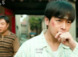 少年搞笑电影,校园里的欢乐时光