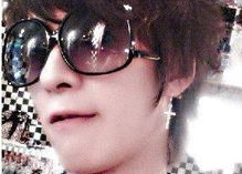 眼镜男照片,探寻镜头下的独特魅力