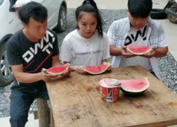 吃瓜比赛搞笑视频,吃瓜比赛搞笑视频盘点，笑料百出，欢乐无限